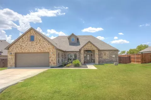 8026 Pennington Ct, Fort Worth, TX 76126