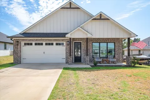 1344 Nate Cir, Bullard, TX 75757