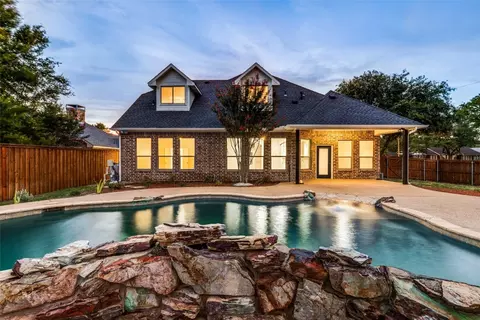 1001 Williams St, Ennis, TX 75119