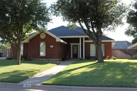 1318 Newcastle Dr, Abilene, TX 79601