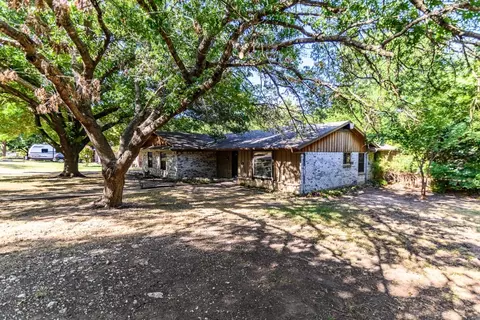 107 Pecan Creek St, Red Oak, TX 75154