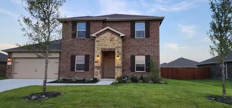 1214 Elmwood Dr, Cedar Hill, TX 75104