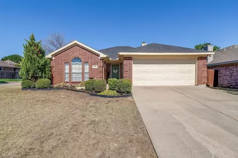 6601 Stockton Dr, Fort Worth, TX 76132