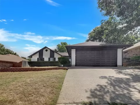 4109 Blossom Trl, Arlington, TX 76016