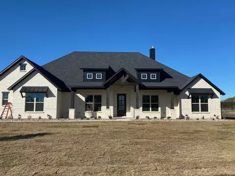 1141 Raglan Ct, Midlothian, TX 76065
