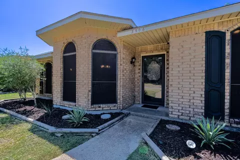 3506 Christopher Dr, Rowlett, TX 75088 photo 2