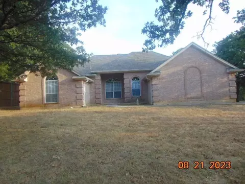 2700 Jackson Crest St, Burleson, TX 76028