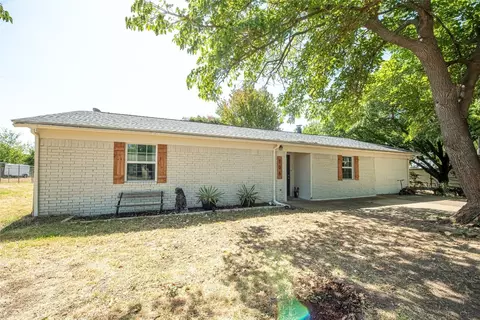 106 Kathey St, Weatherford, TX 76088