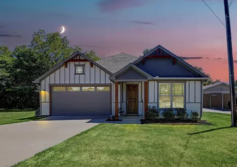 800 Charleston St, Mckinney, TX 75069