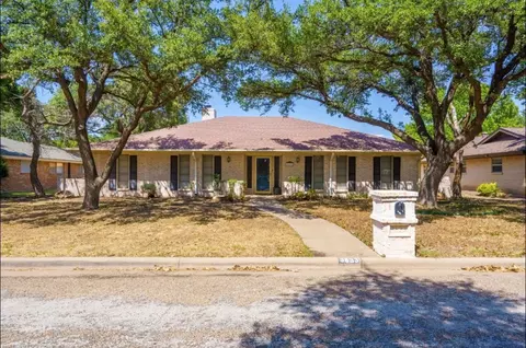 3833 Santa Monica Dr, Abilene, TX 79605