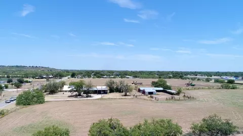 2601 Fifth Ave, Coleman, TX 76834