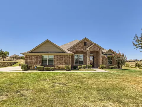 4635 Mustang Creek Ct, Benbrook, TX 76126