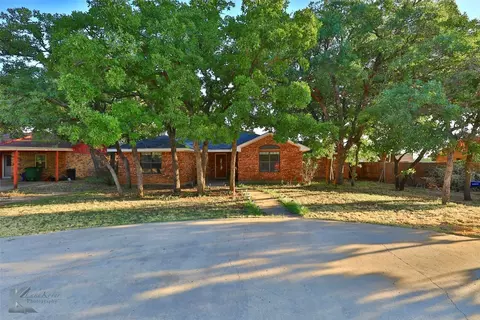 1606 Hunters Glen Ln, Clyde, TX 79510