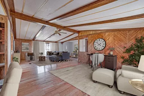 5320 Becky Dr, Lillian, TX 76061