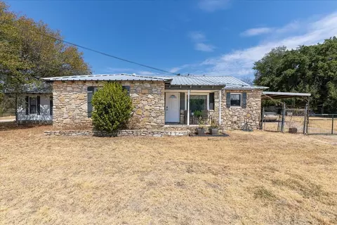 306 Litigation St, Glen Rose, TX 76043 photo 2