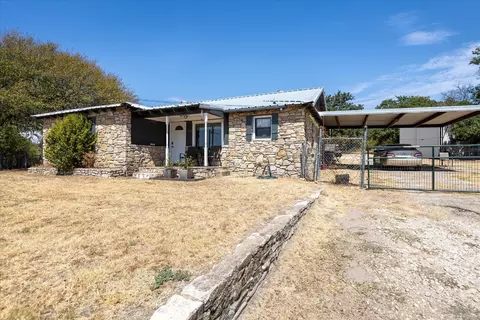 306 Litigation St, Glen Rose, TX 76043 photo 3