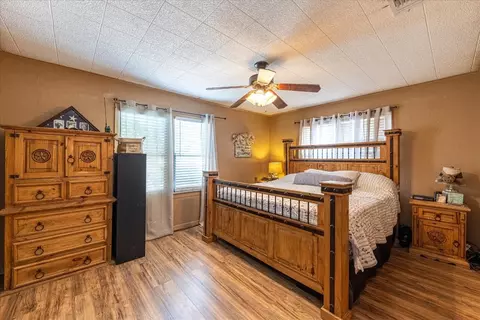 306 Litigation St, Glen Rose, TX 76043 photo 29