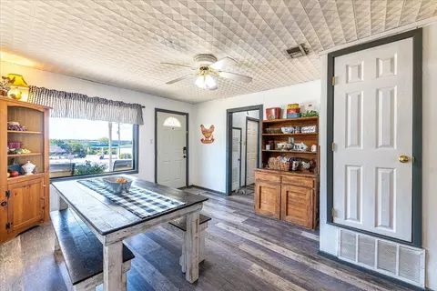 306 Litigation St, Glen Rose, TX 76043 photo 15