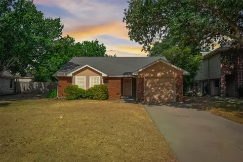 6429 Longmont Trl, Fort Worth, TX 76179