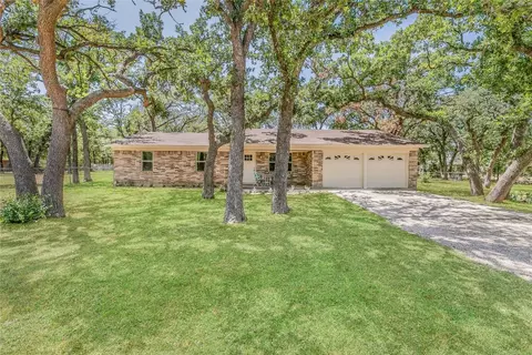 2204 Dudley Ln, Burleson, TX 76028