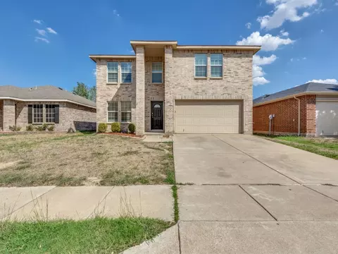 9125 Old Clydesdale Dr, Fort Worth, TX 76123