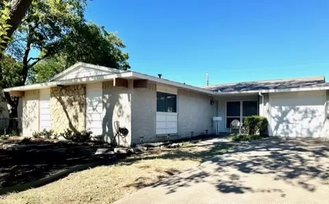 833 Brentwood Ln, Richardson, TX 75080
