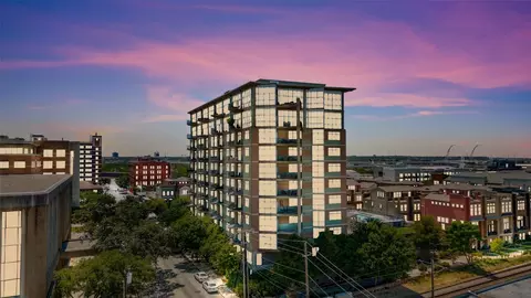 1001 Belleview St #205, Dallas, TX 75215