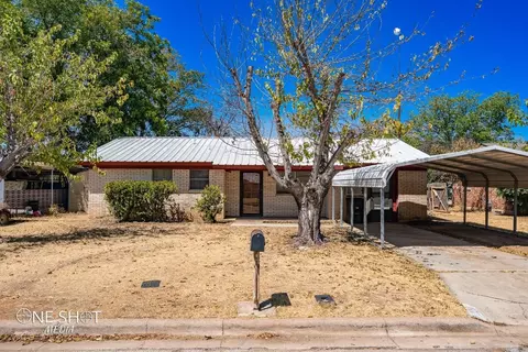 224 Crescent Dr, Early, TX 76802