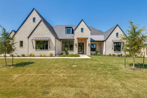 208 Kylie Ln, Copper Canyon, TX 76226