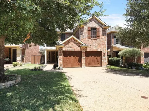 1046 Kaylie St, Grand Prairie, TX 75052