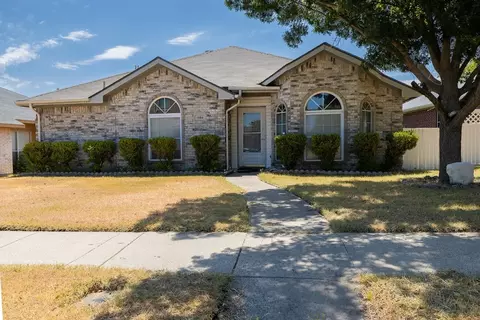 1804 Straus Rd, Cedar Hill, TX 75104