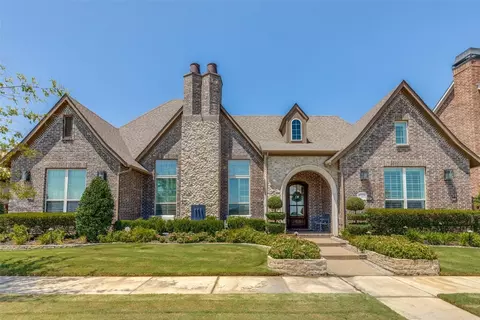 1307 Black Walnut Ln, Arlington, TX 76005