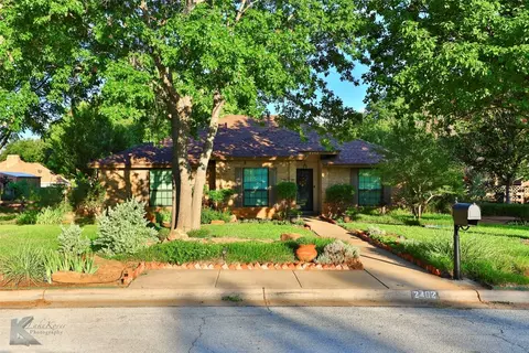 2402 Christopher Dr, Abilene, TX 79602