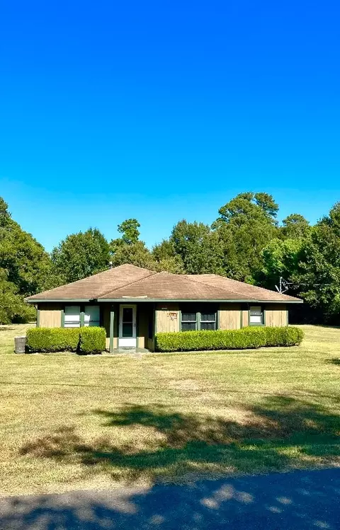 714 Lee St, Benton, LA 71006