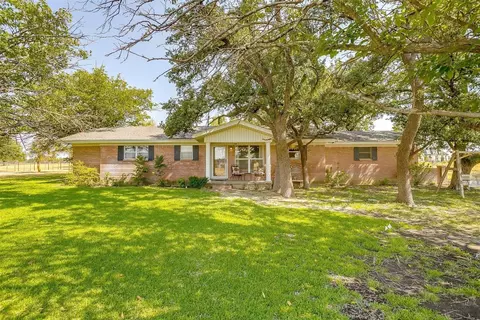803 Green Branch Rd, Weatherford, TX 76085