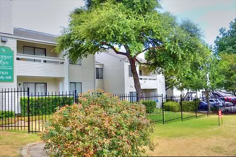 7431 Holly Hill Dr #106, Dallas, TX 75231