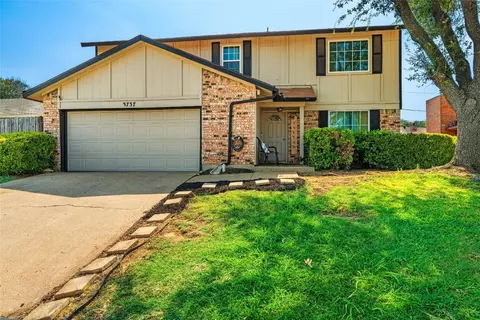 3737 Misty Meadow Dr, Fort Worth, TX 76133