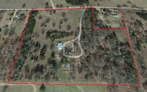 900 Acr 358, Palestine, TX 75803