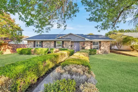 2542 Cumberland Dr, Mesquite, TX 75150