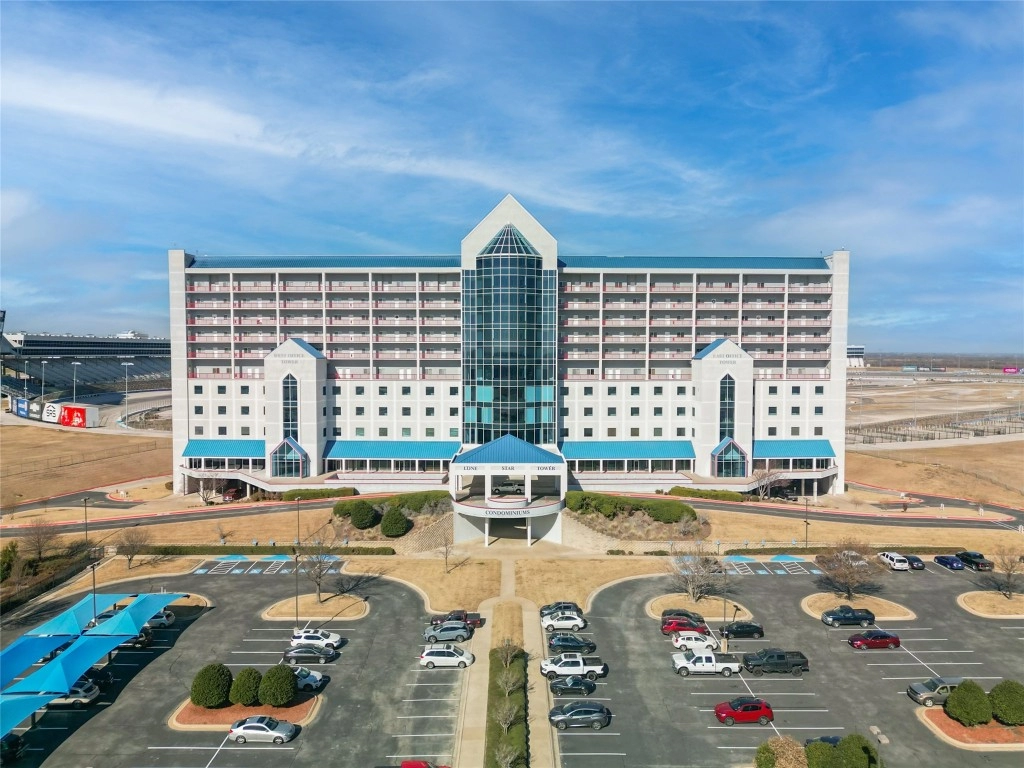 3575 Lone Star Cir Unit 907  