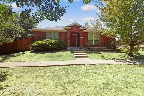 1307 Chapman Dr, Lancaster, TX 75134