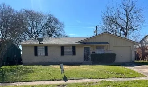702 Wren Ave, Duncanville, TX 75116