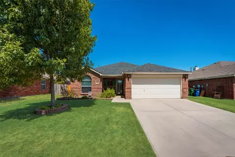 11929 Shine Ave, Rhome, TX 76078