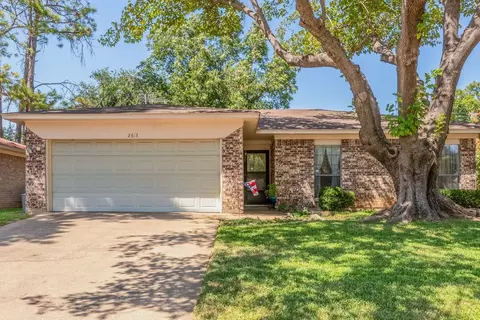 2613 Marta Dr, Irving, TX 75060