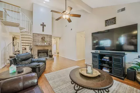 309 Springridge Ln, Euless, TX 76039 photo 6