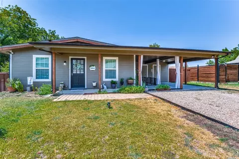 920 Cope St, Midlothian, TX 76065