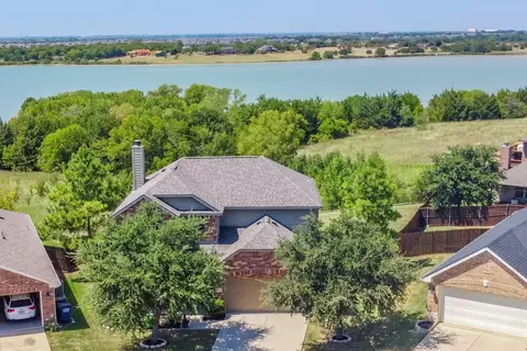 2836 Cresent Lake Dr, Little Elm, TX 75068