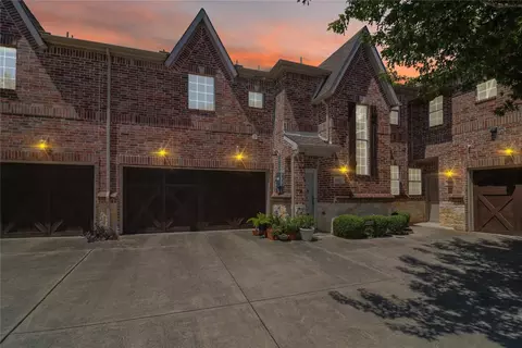 5043 Barcelona Trl, Grand Prairie, TX 75052