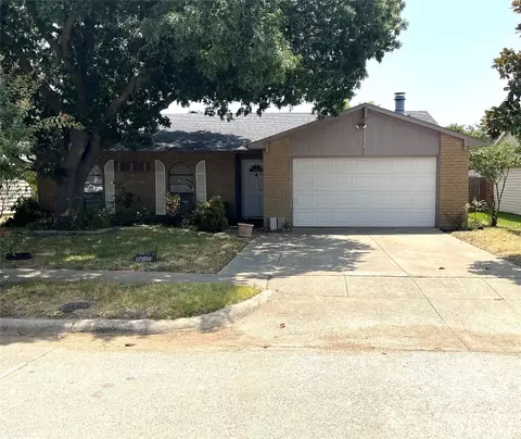10234 Red Maple Dr, Dallas, TX 75249