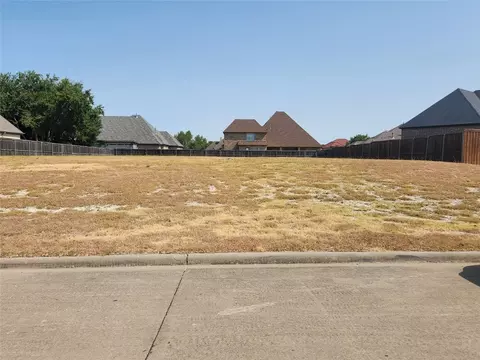 921 Wood Hollow Way, Desoto, TX 75115